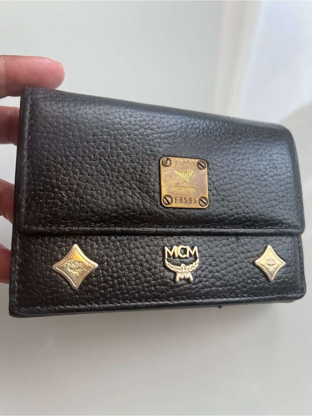 MCM VINTAGE BLACK LEATHER TRIFOLD WALLET - Picture 5 of 14